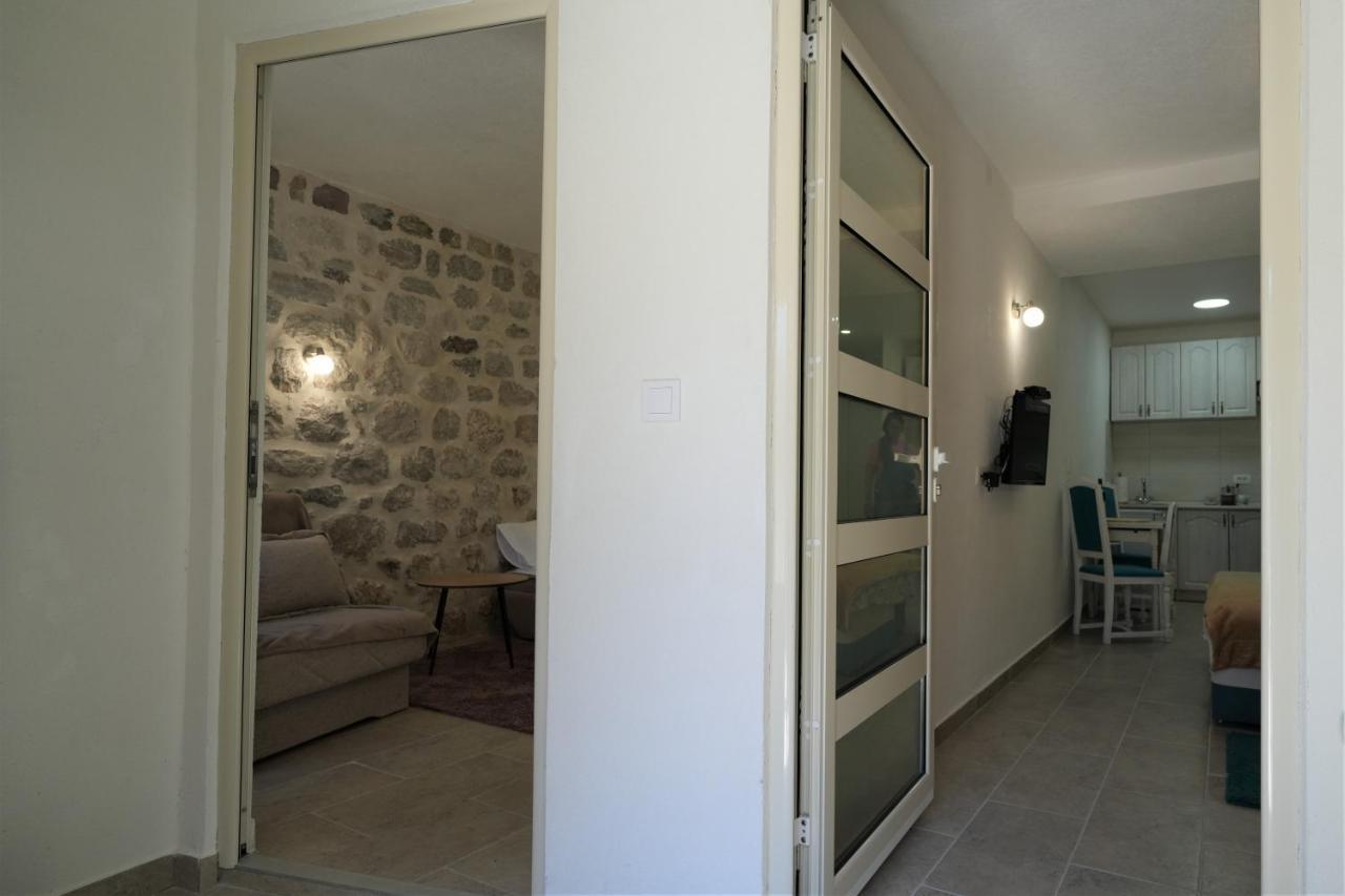 Apartments Visit Пераст Екстериор снимка