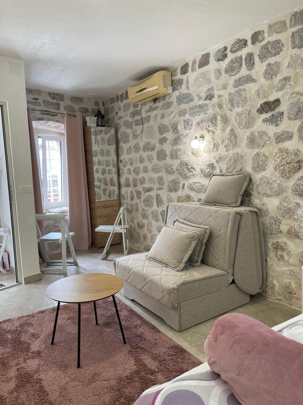 Apartments Visit Пераст Екстериор снимка
